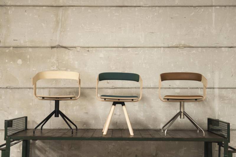 La chaise BuzziFloat de Buzzi Space : Une personnalité aérienne pour votre espace