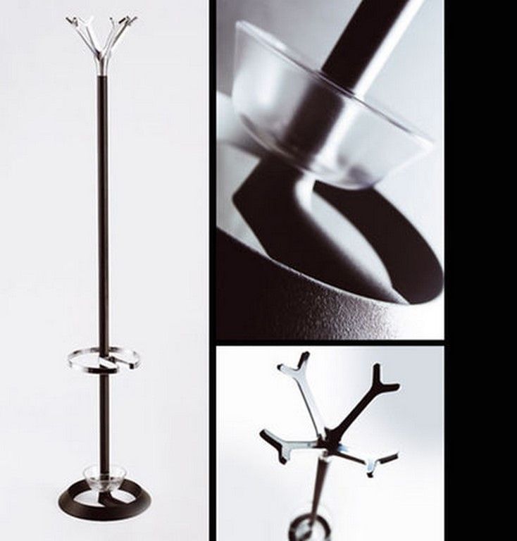 BATISTA, Caïmi - Porte-manteaux en fonte d'aluminium et acier