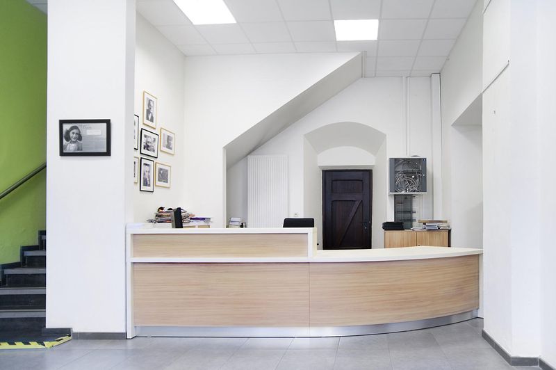 banque d'accueil design bois - marseille
