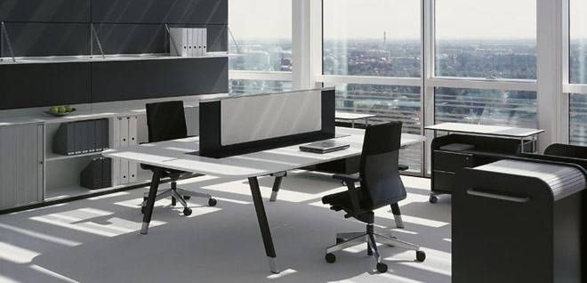Mobilier de bureau - Collection T-Plateform de Bene - Postes partagés, piètement au choix à Allauch