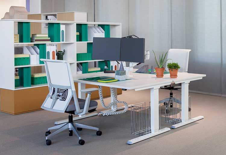 bureau design et ergonomique réglable en hauteur à Marseille